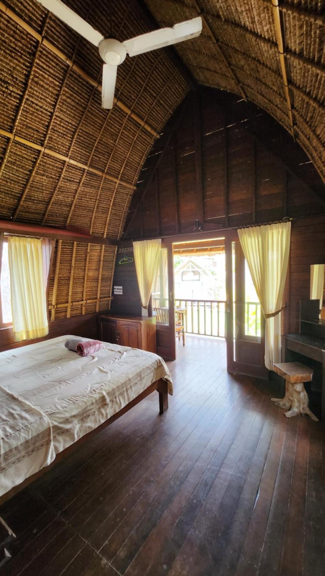 Suka Beach Bungalow Hotell Lembongan Eksteriør bilde